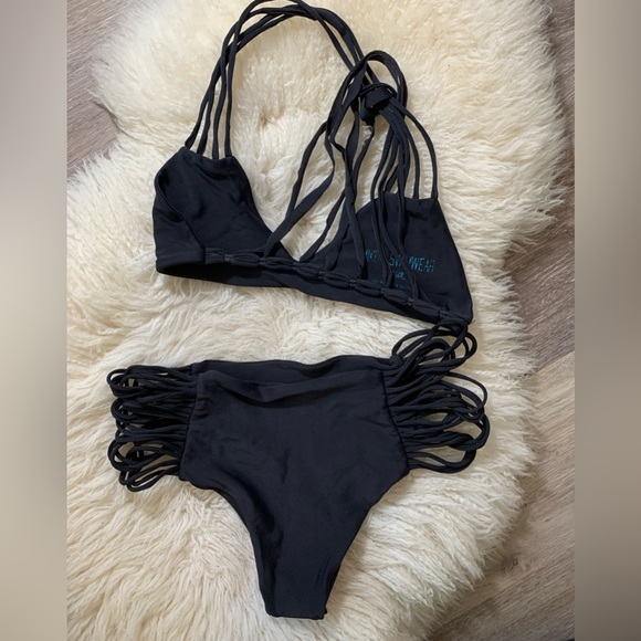 Mikoh Swimwear two piece bikini XS black - Picture 2 of 3